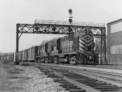LV RS11s lead an eastbound freight through Bethlehem, PA.