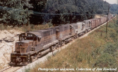 Monon C420 512 with train (Photographer unknown, Collection of Jim Rowland)